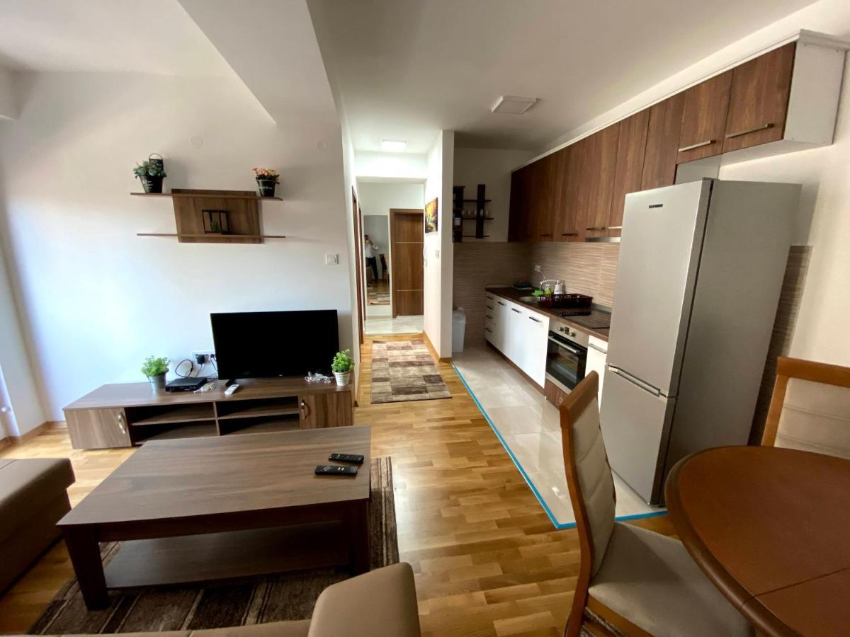 Skopje Brand New Apartment Екстер'єр фото